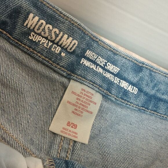 Mossimo Destroyed Jean Shorts Size 8 - Picture 3 of 4